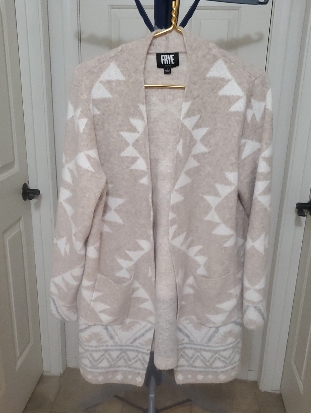 Frye Cream and White Aztec Open-Front Cardigan